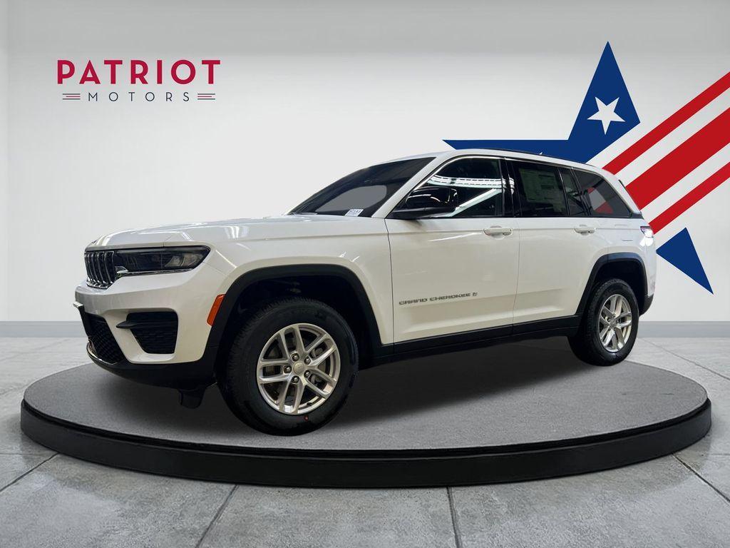 new 2025 Jeep Grand Cherokee car, priced at $40,325