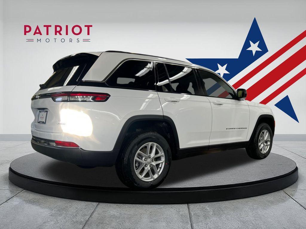 new 2025 Jeep Grand Cherokee car, priced at $40,325