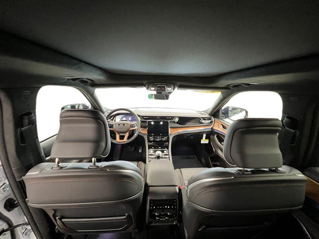 new 2025 Jeep Grand Cherokee L car, priced at $70,956