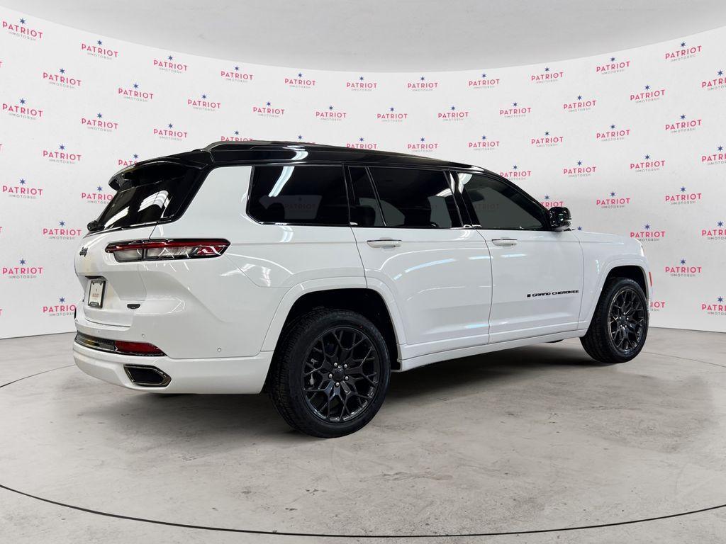 new 2025 Jeep Grand Cherokee L car, priced at $70,956