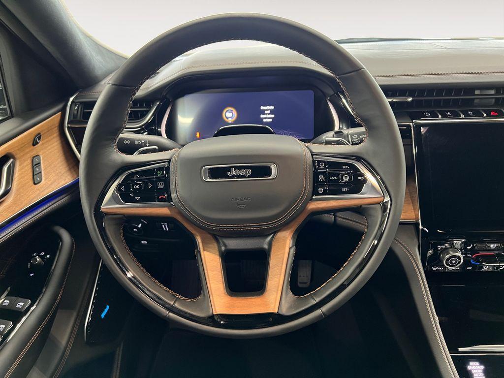 new 2025 Jeep Grand Cherokee L car, priced at $70,956
