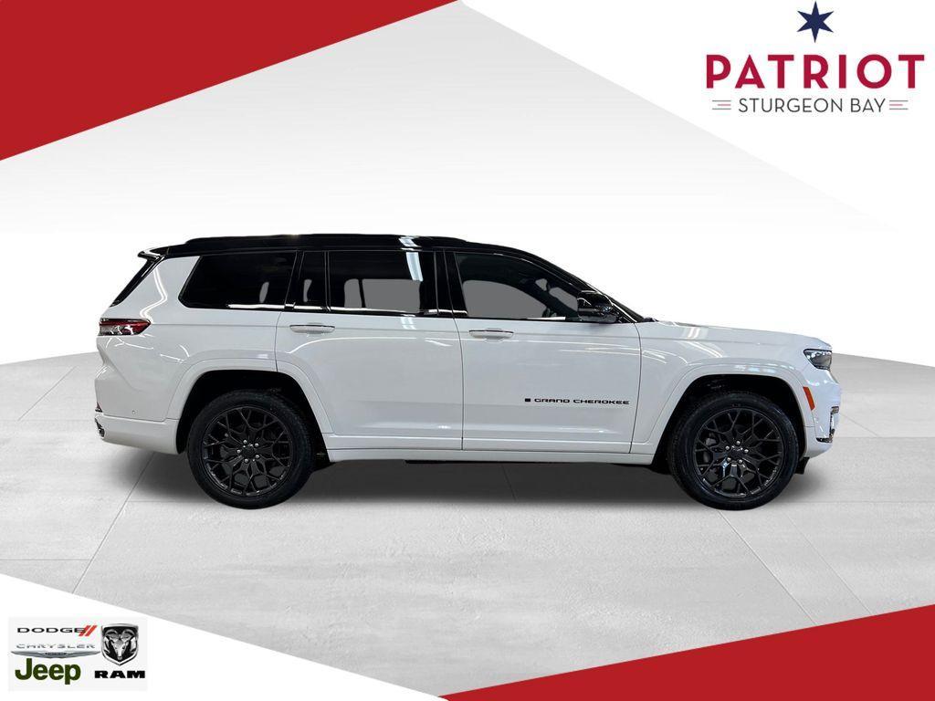 new 2025 Jeep Grand Cherokee L car, priced at $67,554