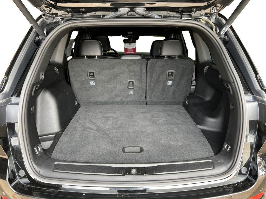 used 2022 Jeep Grand Cherokee car, priced at $32,157