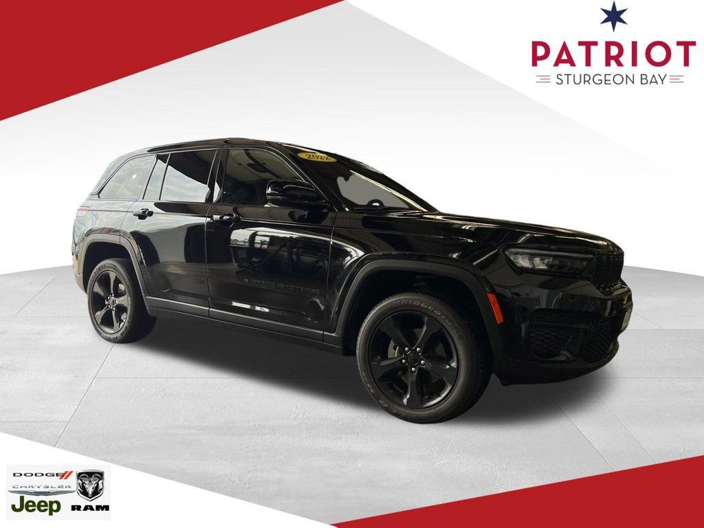 used 2022 Jeep Grand Cherokee car, priced at $31,000