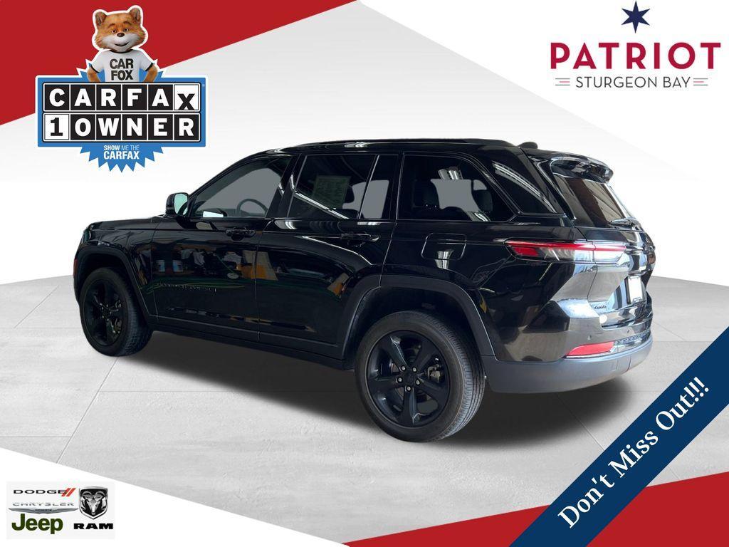 used 2022 Jeep Grand Cherokee car, priced at $32,157