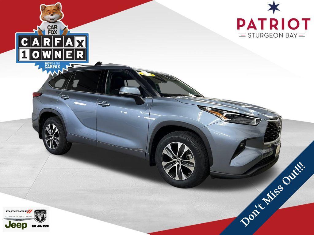 used 2022 Toyota Highlander Hybrid car, priced at $42,187