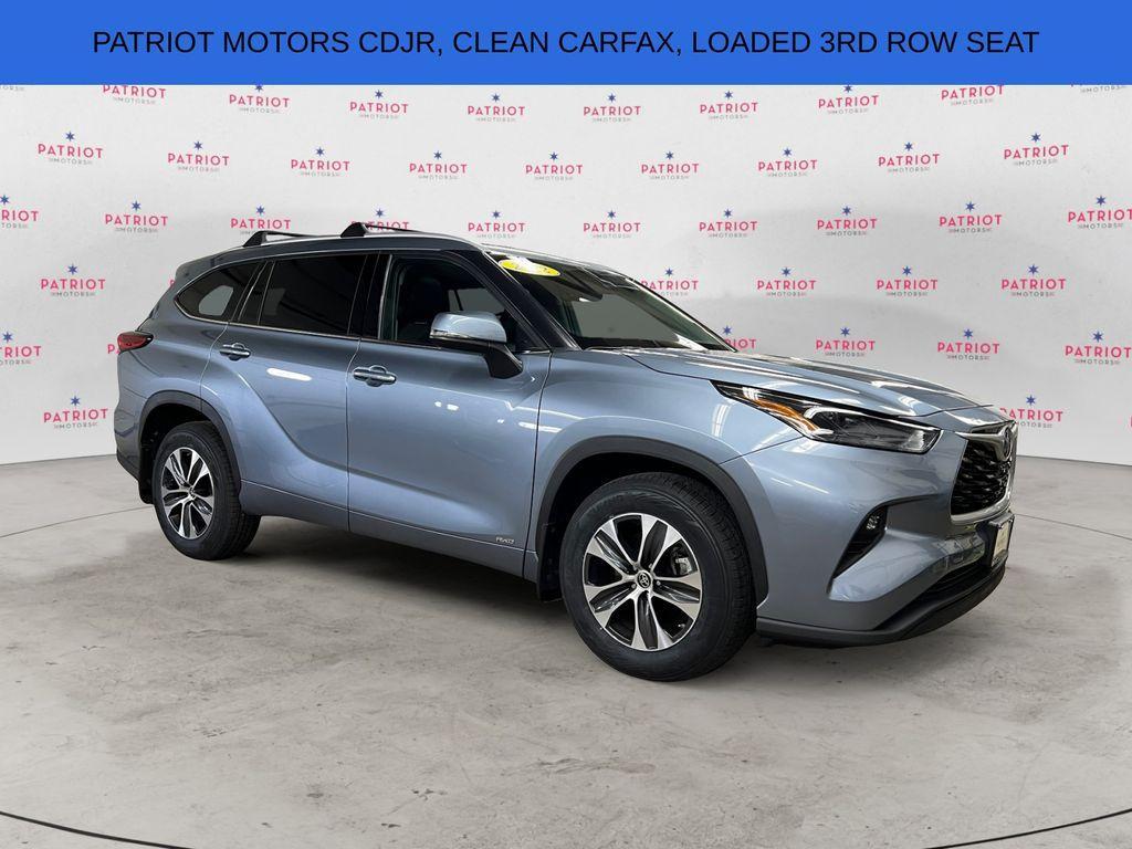 used 2022 Toyota Highlander Hybrid car, priced at $42,510