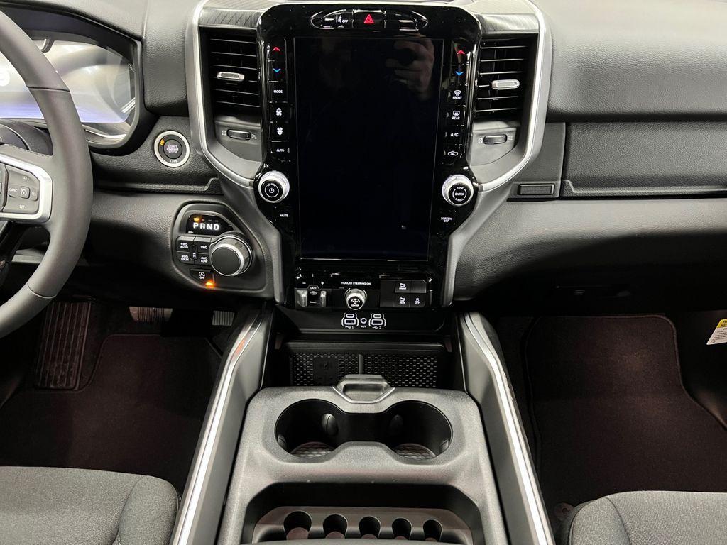 new 2025 Ram 1500 car, priced at $52,383