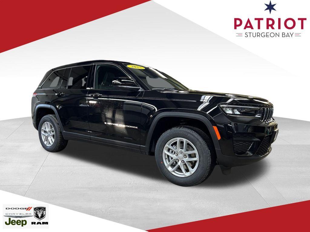 new 2025 Jeep Grand Cherokee car, priced at $37,693