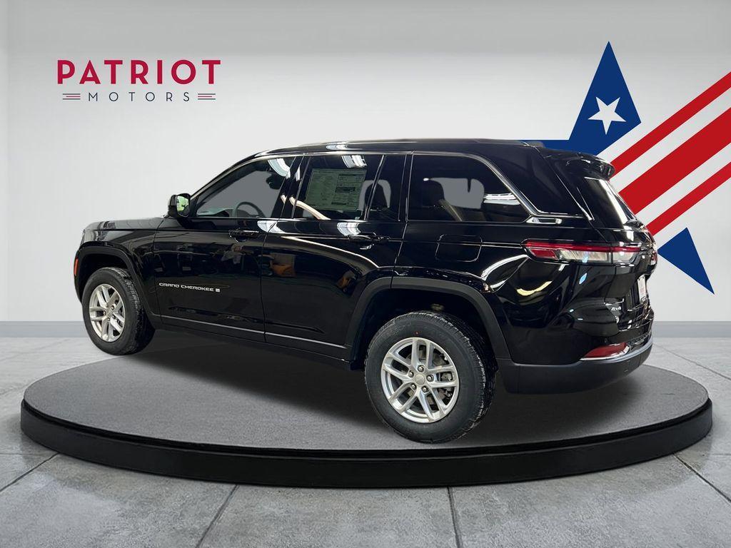 new 2025 Jeep Grand Cherokee car, priced at $37,693
