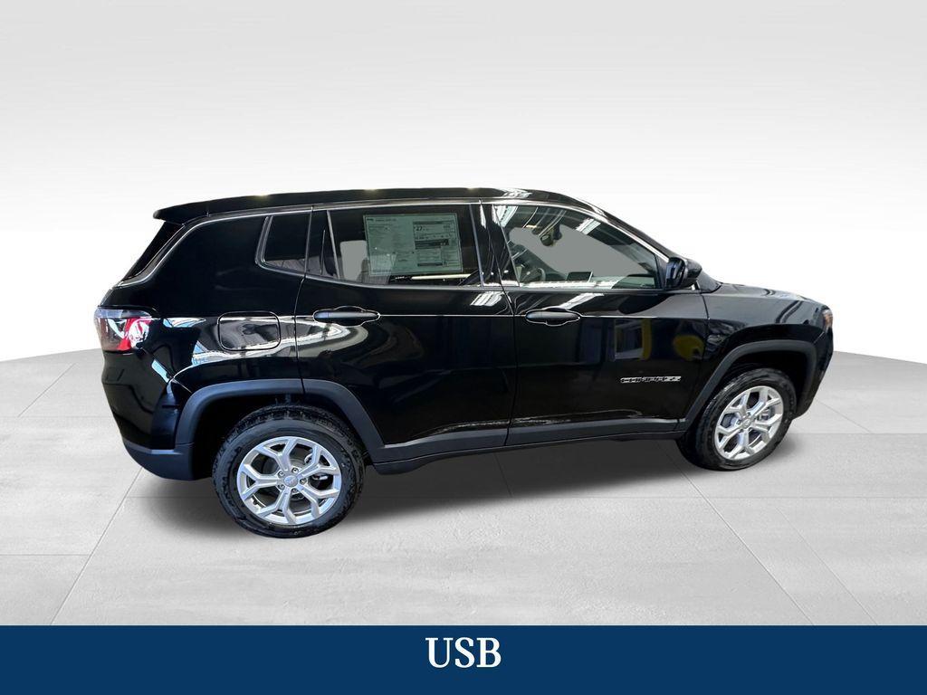 new 2024 Jeep Compass car, priced at $24,989