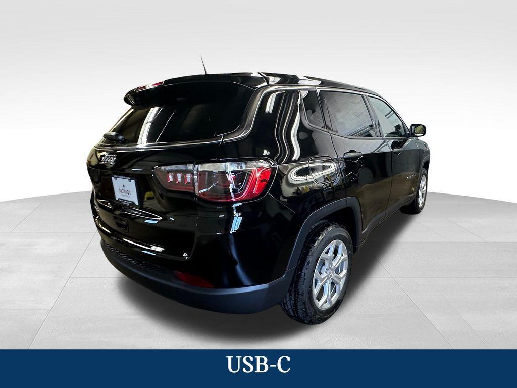 new 2024 Jeep Compass car, priced at $24,989