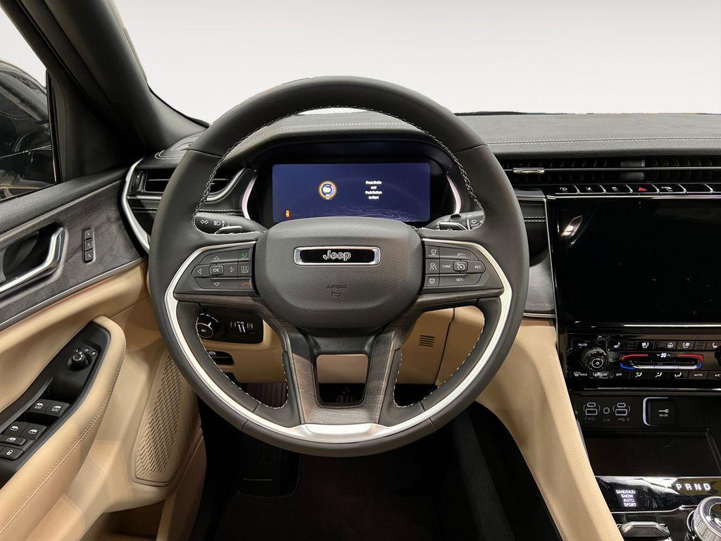new 2025 Jeep Grand Cherokee L car, priced at $49,605