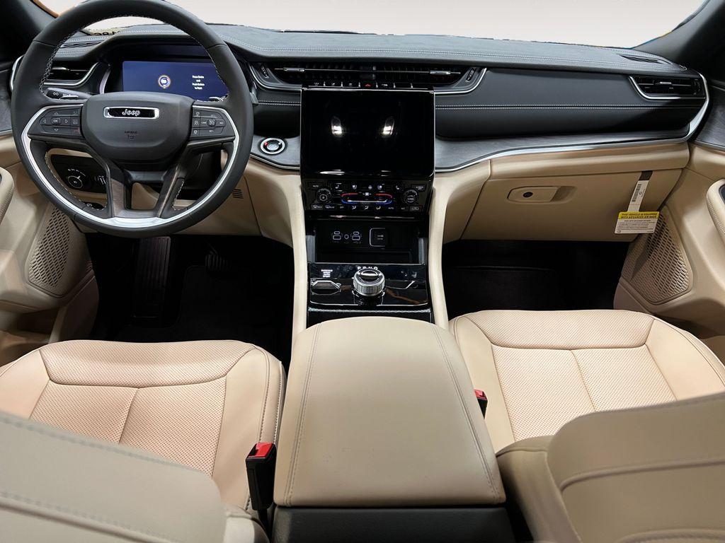 new 2025 Jeep Grand Cherokee L car, priced at $49,605