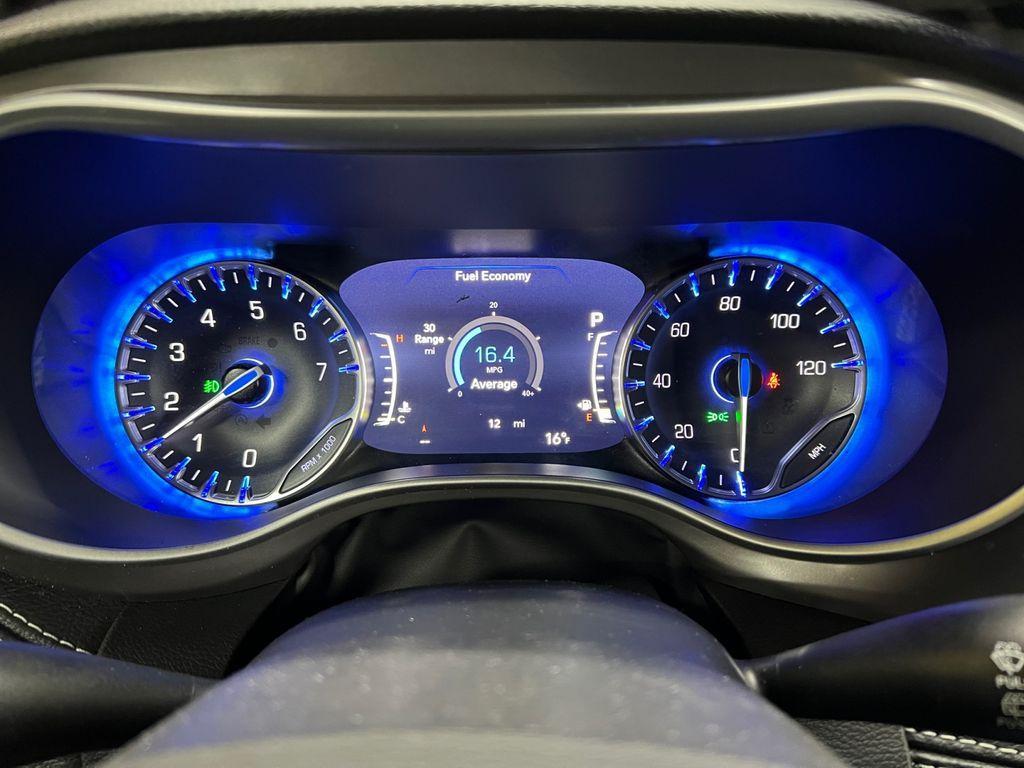 new 2025 Chrysler Pacifica car, priced at $47,348