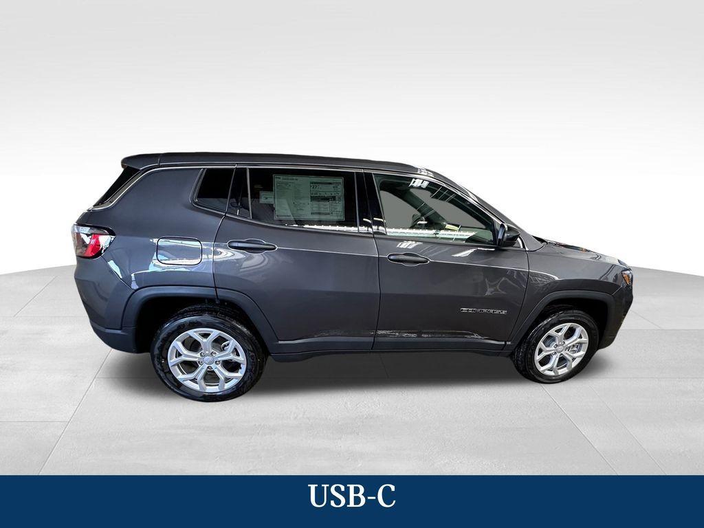 new 2024 Jeep Compass car, priced at $24,898
