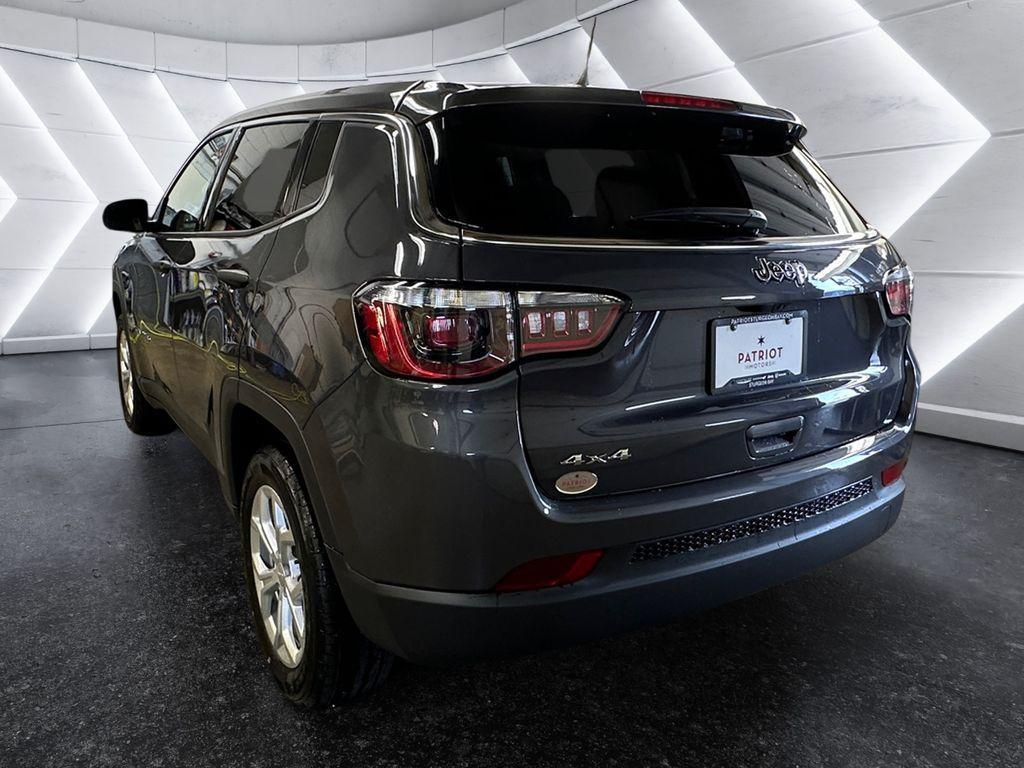 new 2024 Jeep Compass car, priced at $26,988