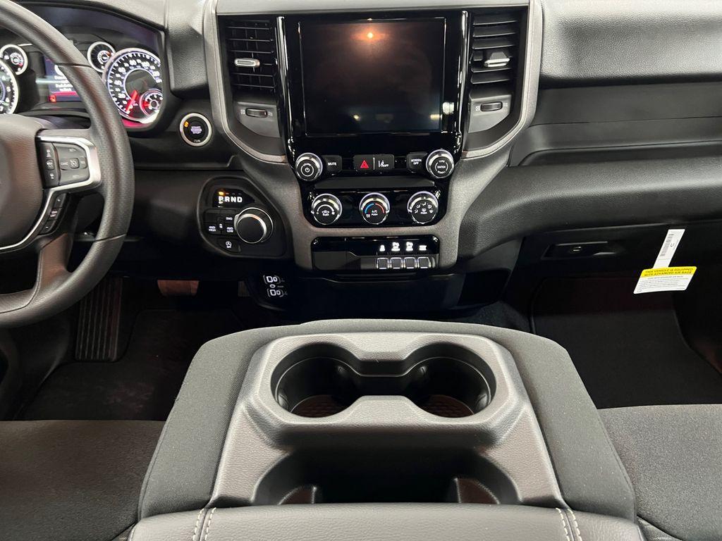 new 2025 Ram 1500 car, priced at $46,678