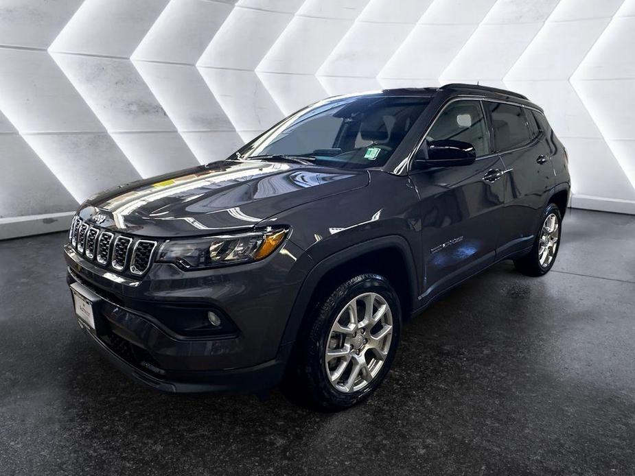 new 2024 Jeep Compass car, priced at $27,498