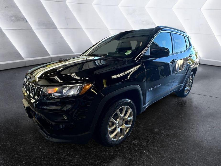 new 2024 Jeep Compass car, priced at $27,395