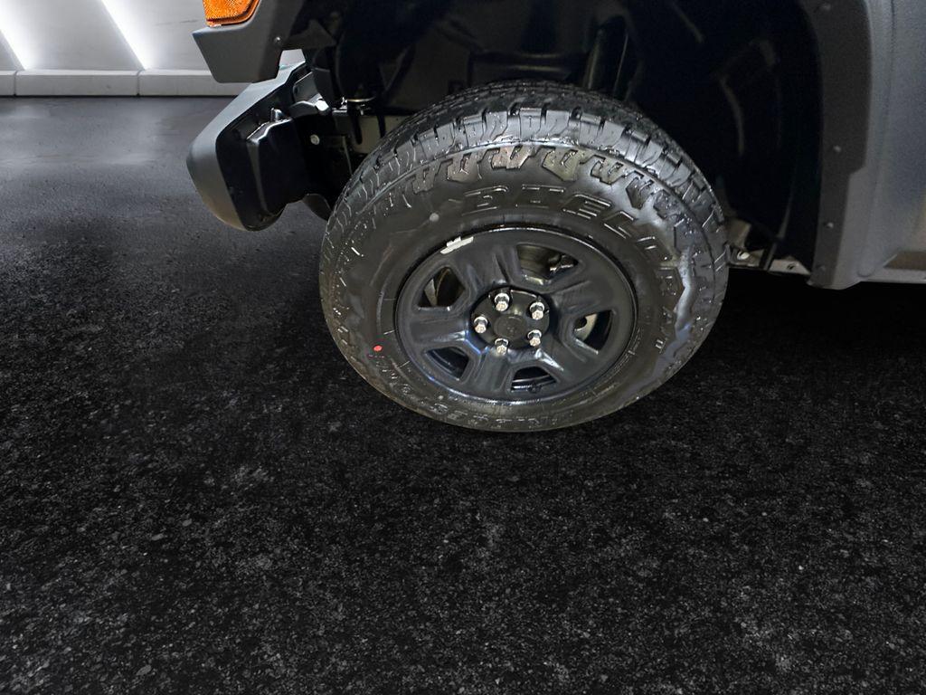 new 2024 Jeep Gladiator car, priced at $43,047