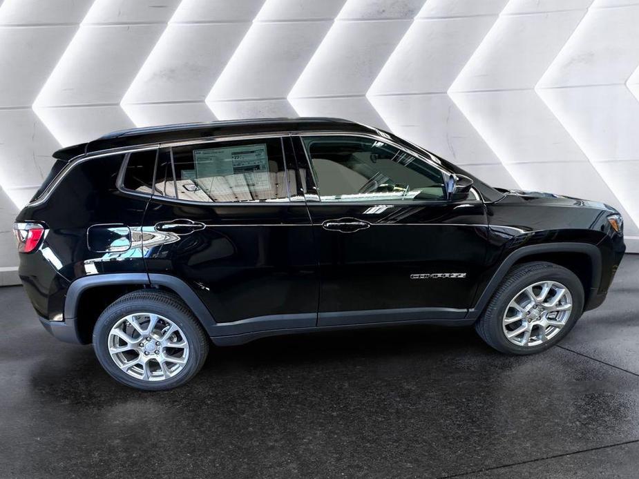 new 2024 Jeep Compass car, priced at $27,285