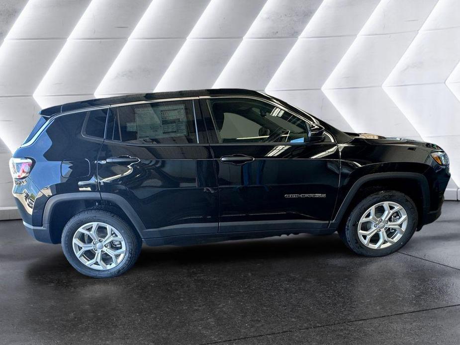 new 2024 Jeep Compass car, priced at $26,795