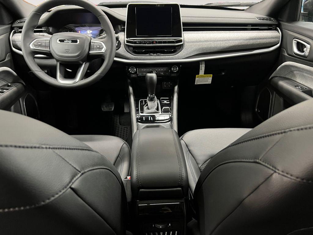 new 2025 Jeep Compass car, priced at $34,513