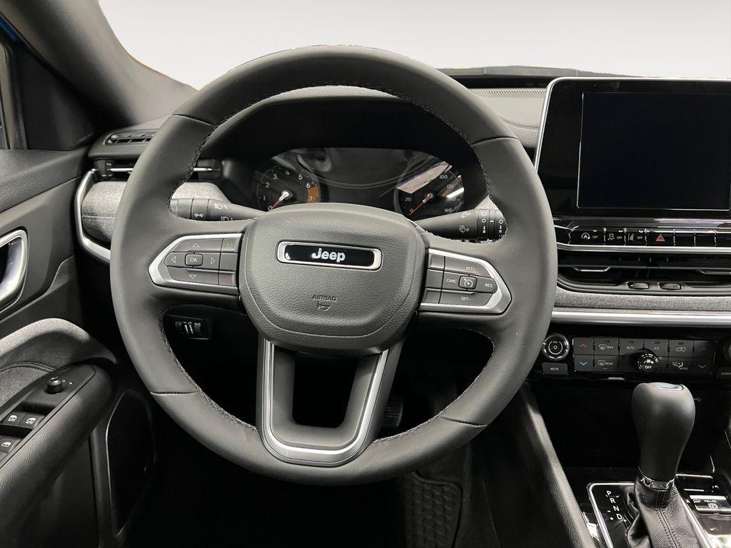 new 2025 Jeep Compass car, priced at $33,042