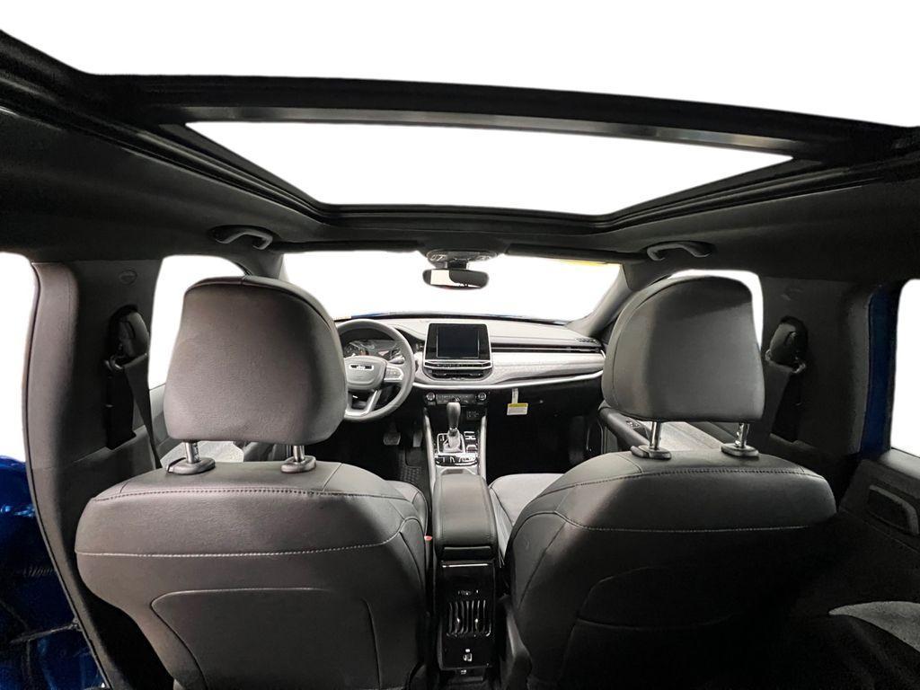 new 2025 Jeep Compass car, priced at $33,042