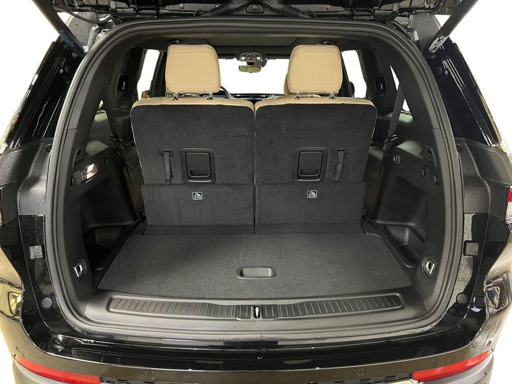 new 2025 Jeep Grand Cherokee L car, priced at $50,114