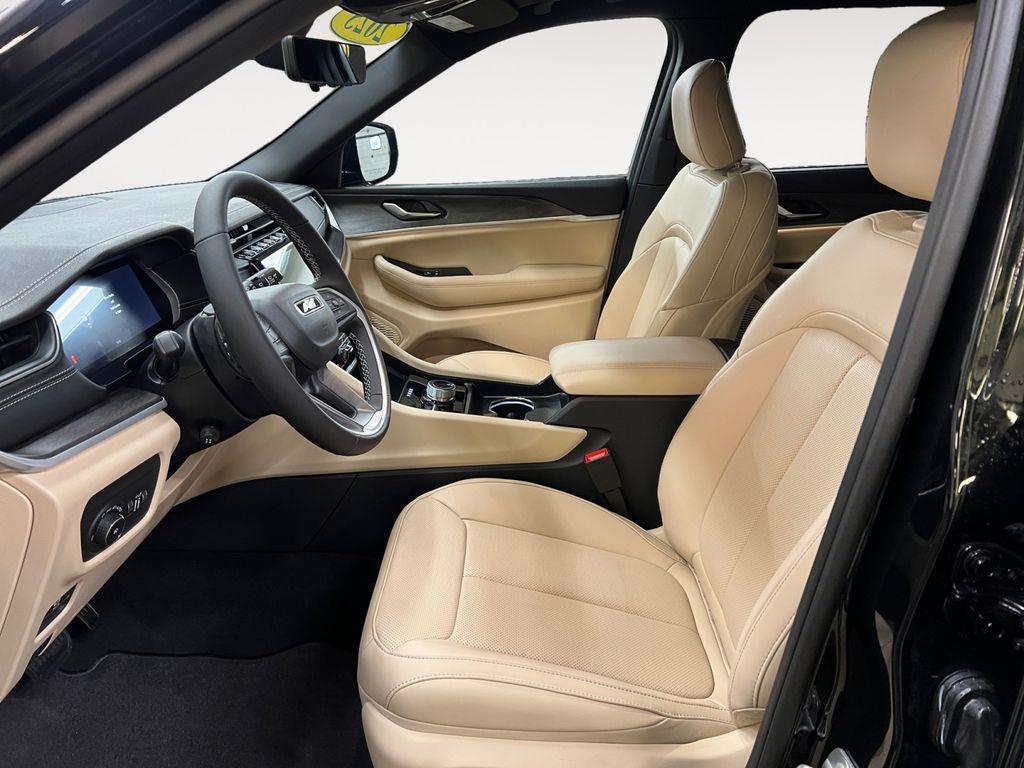 new 2025 Jeep Grand Cherokee L car, priced at $50,114