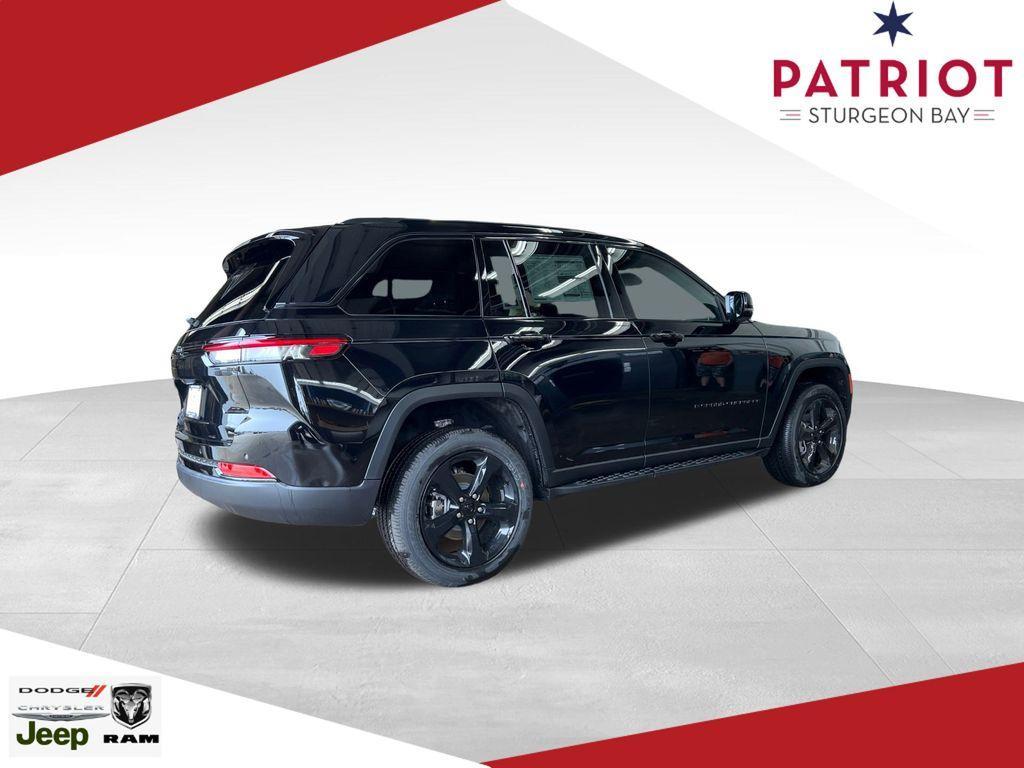 new 2025 Jeep Grand Cherokee car, priced at $43,230