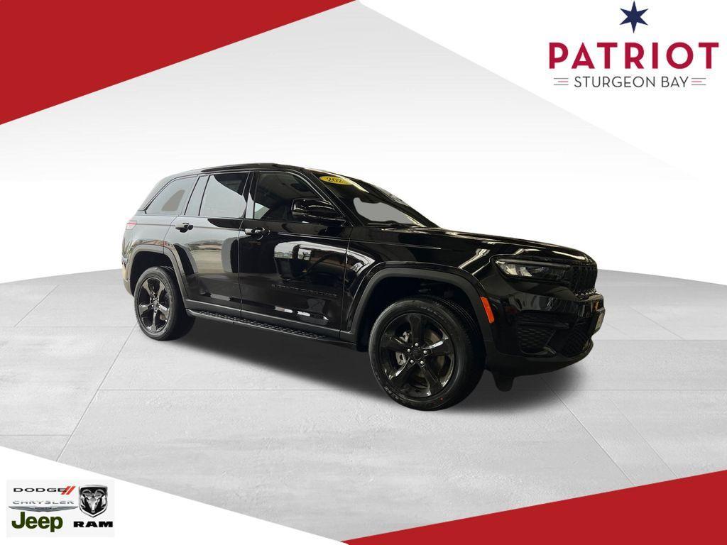 new 2025 Jeep Grand Cherokee car, priced at $45,420