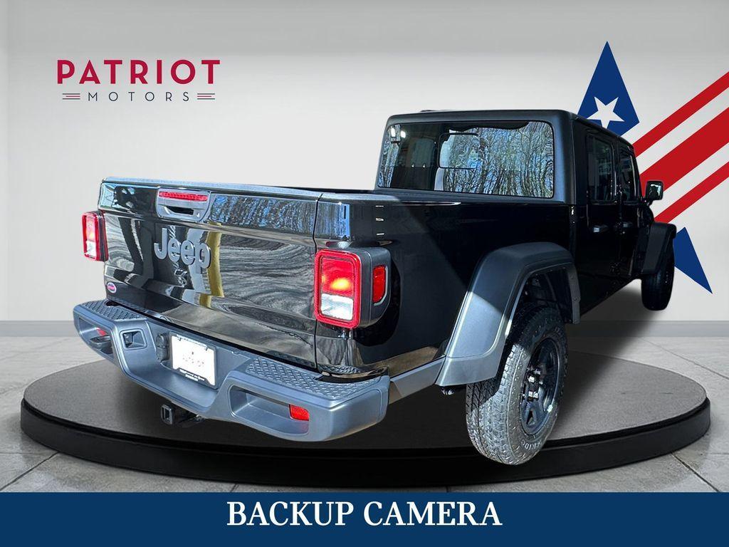 new 2024 Jeep Gladiator car, priced at $35,898