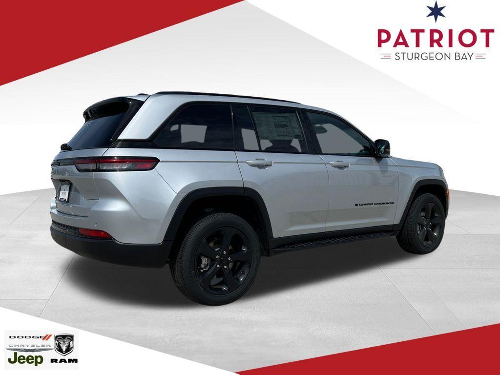new 2025 Jeep Grand Cherokee car, priced at $40,480