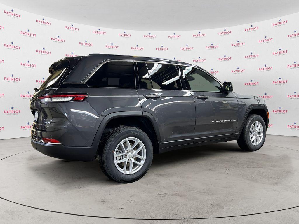 new 2025 Jeep Grand Cherokee car, priced at $40,272