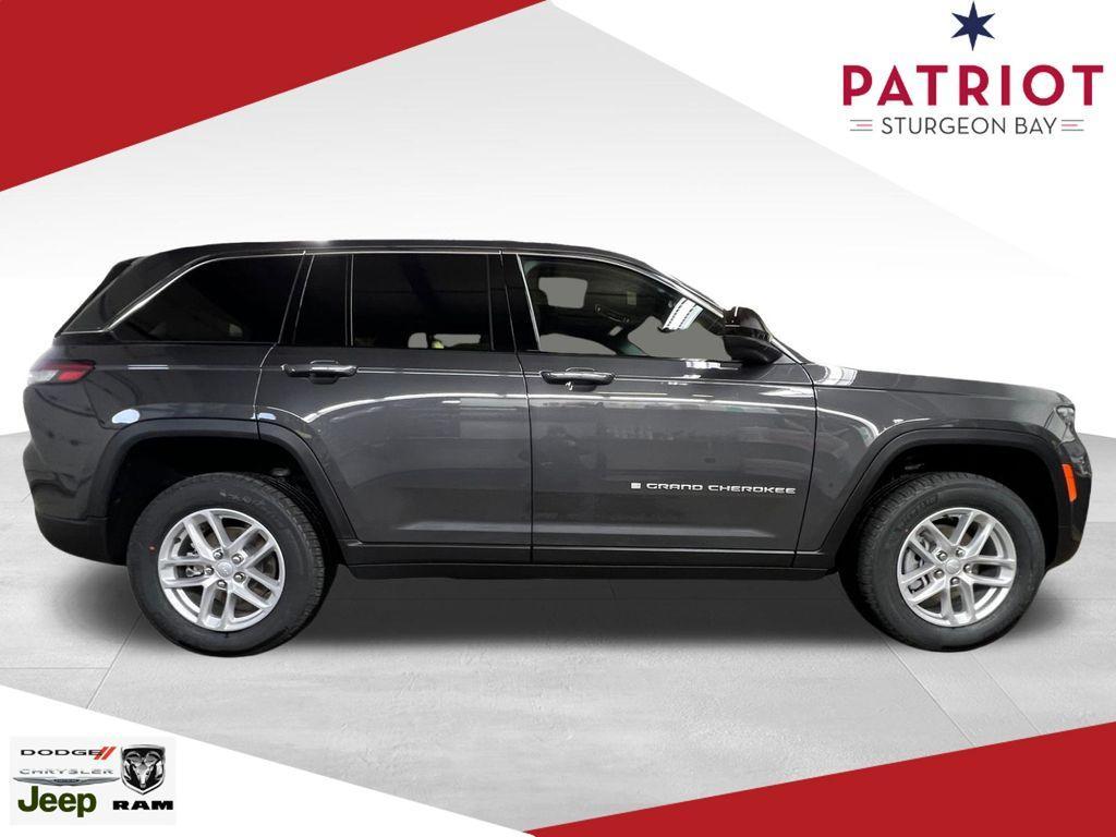 new 2025 Jeep Grand Cherokee car, priced at $37,693