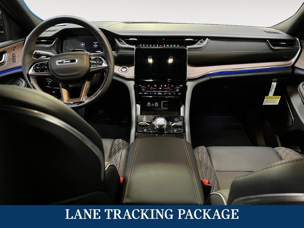 new 2025 Jeep Grand Cherokee car, priced at $64,126