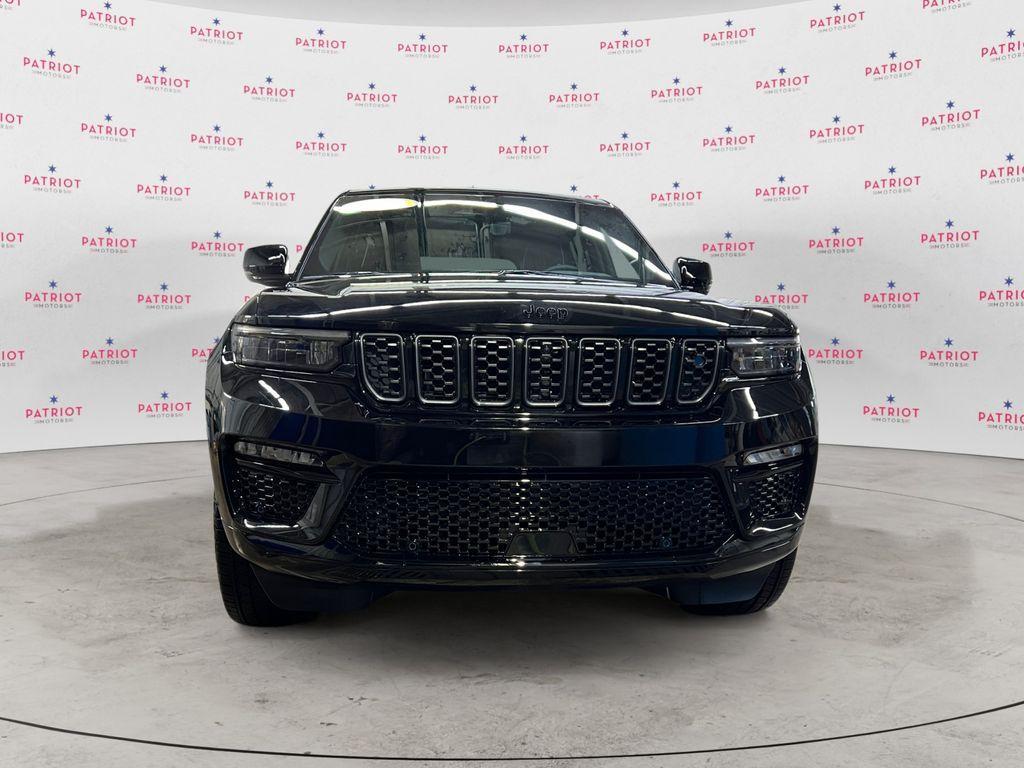 new 2025 Jeep Grand Cherokee car, priced at $67,240