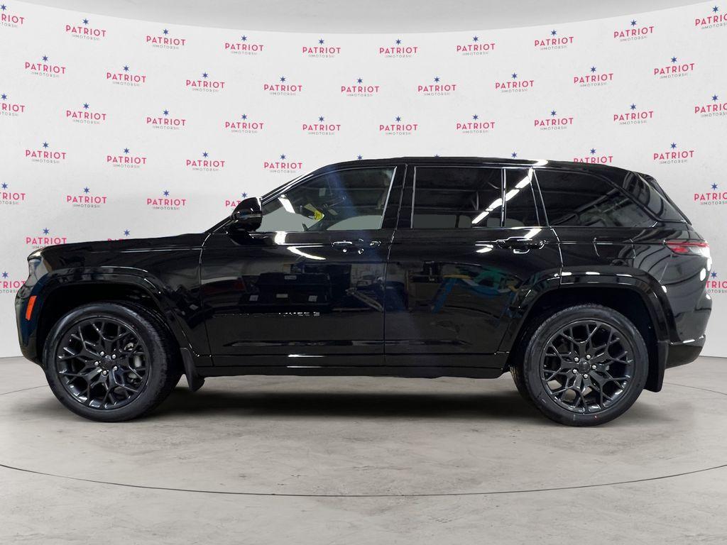 new 2025 Jeep Grand Cherokee car, priced at $67,240