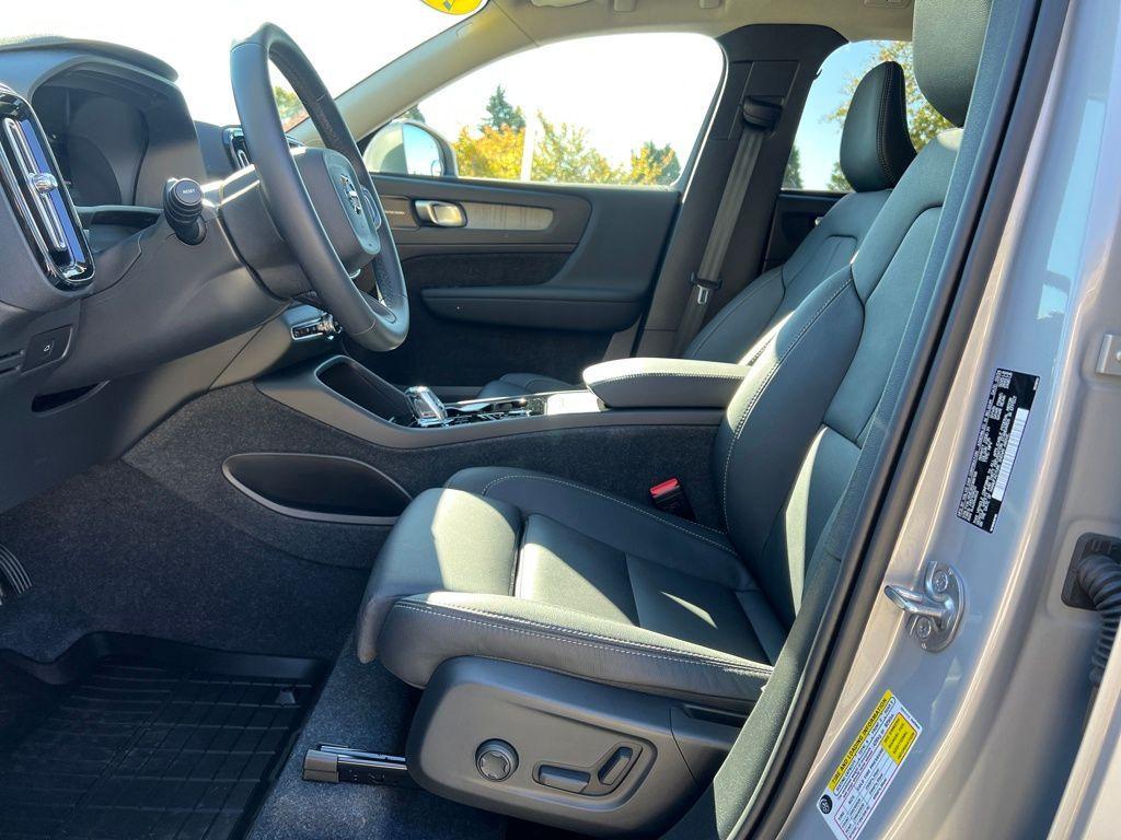used 2024 Volvo XC40 car, priced at $33,455