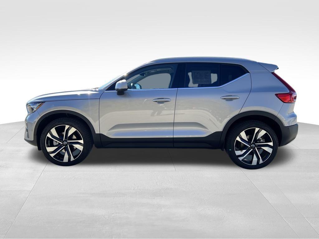 used 2024 Volvo XC40 car, priced at $33,455