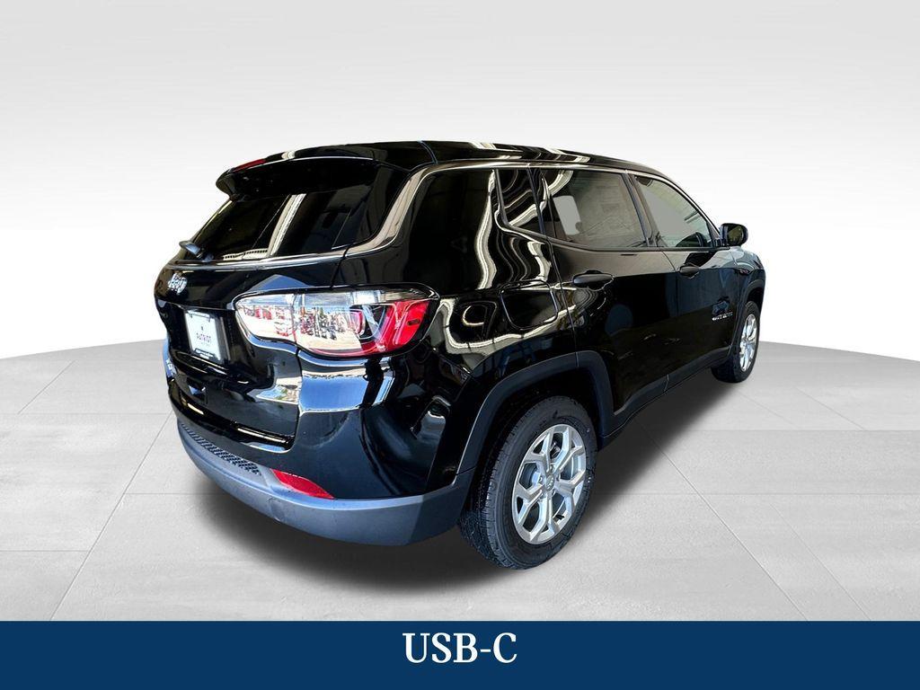 new 2024 Jeep Compass car, priced at $24,989