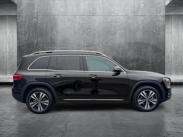 used 2025 Mercedes-Benz GLB 250 car, priced at $45,992