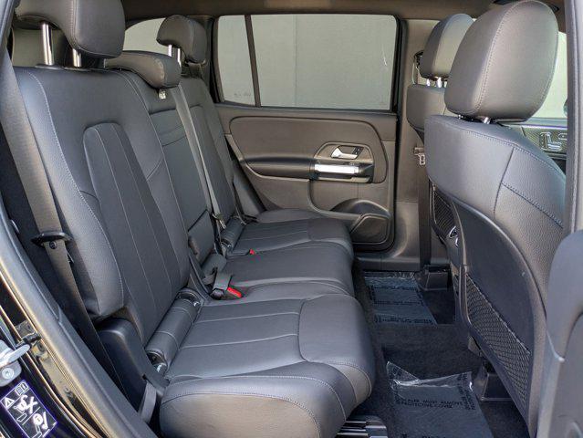 new 2025 Mercedes-Benz GLB 250 car, priced at $48,450