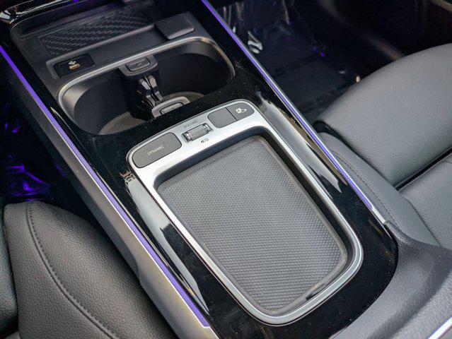 new 2025 Mercedes-Benz GLB 250 car, priced at $48,450