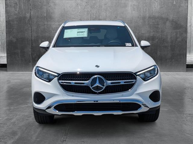 new 2025 Mercedes-Benz GLC 300 car, priced at $53,085