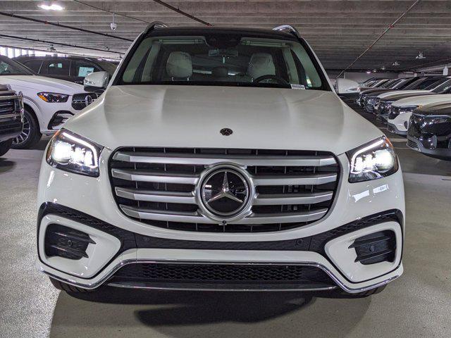 new 2025 Mercedes-Benz GLS 580 car, priced at $117,585