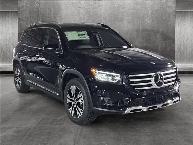 new 2024 Mercedes-Benz GLB 250 car, priced at $45,800